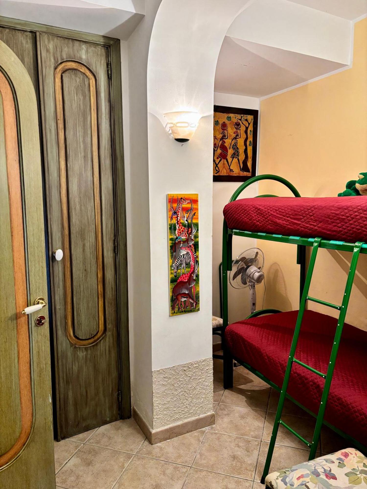 Mara'S House, 10 Minuti A Piedi Dal Centro, Parcheggio Privato Taormina Exterior foto